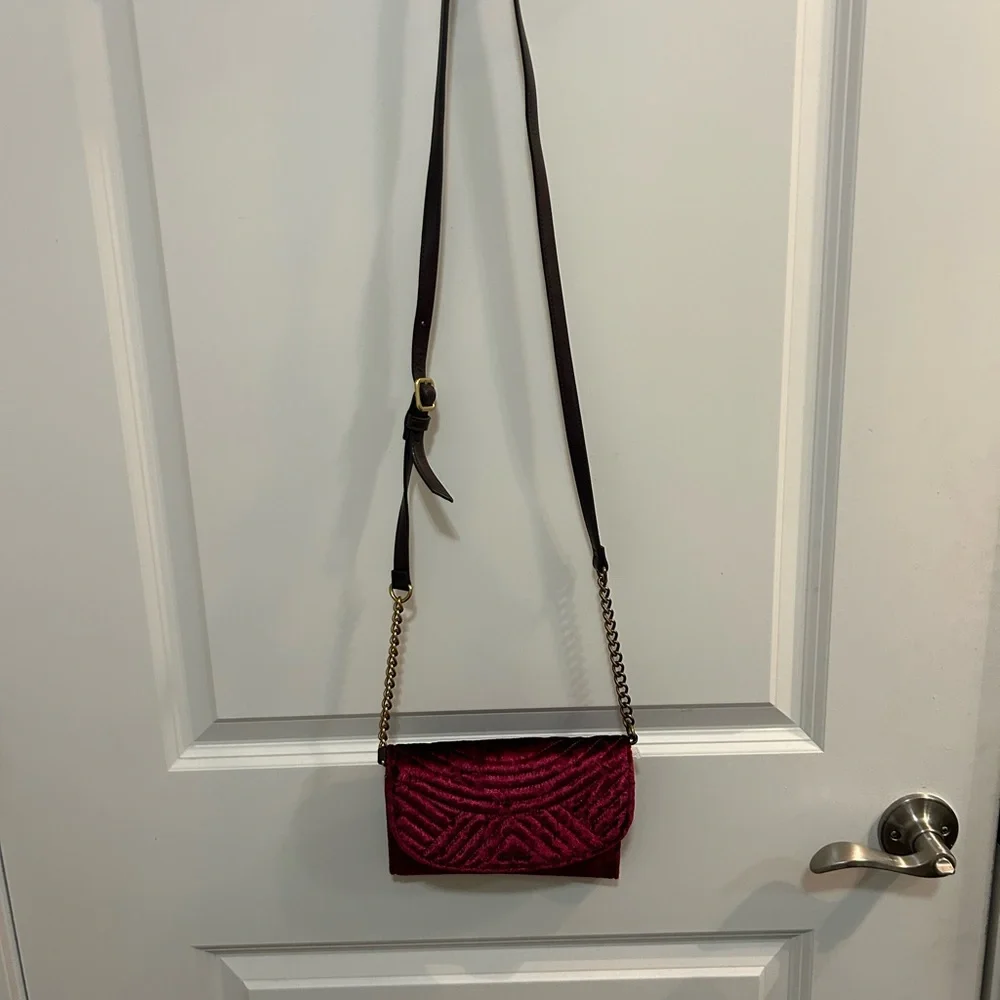 Nine West Velvet Pink Astoria Crossbody Bag Magenta Adjustable Strap Y2K